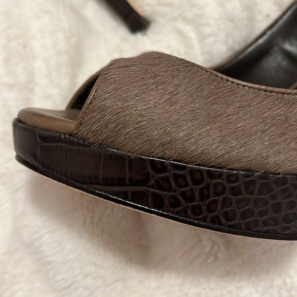 NWB Cole Haan Nike AIr 9 1/2 embossed leather peep toe heels - Picture 2 of 9